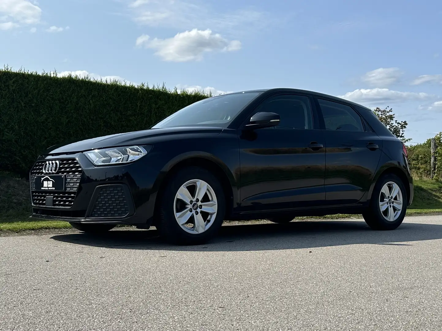 Audi A1 A1 Sportback 25 TFSI GARANTIE! Чёрный - 1