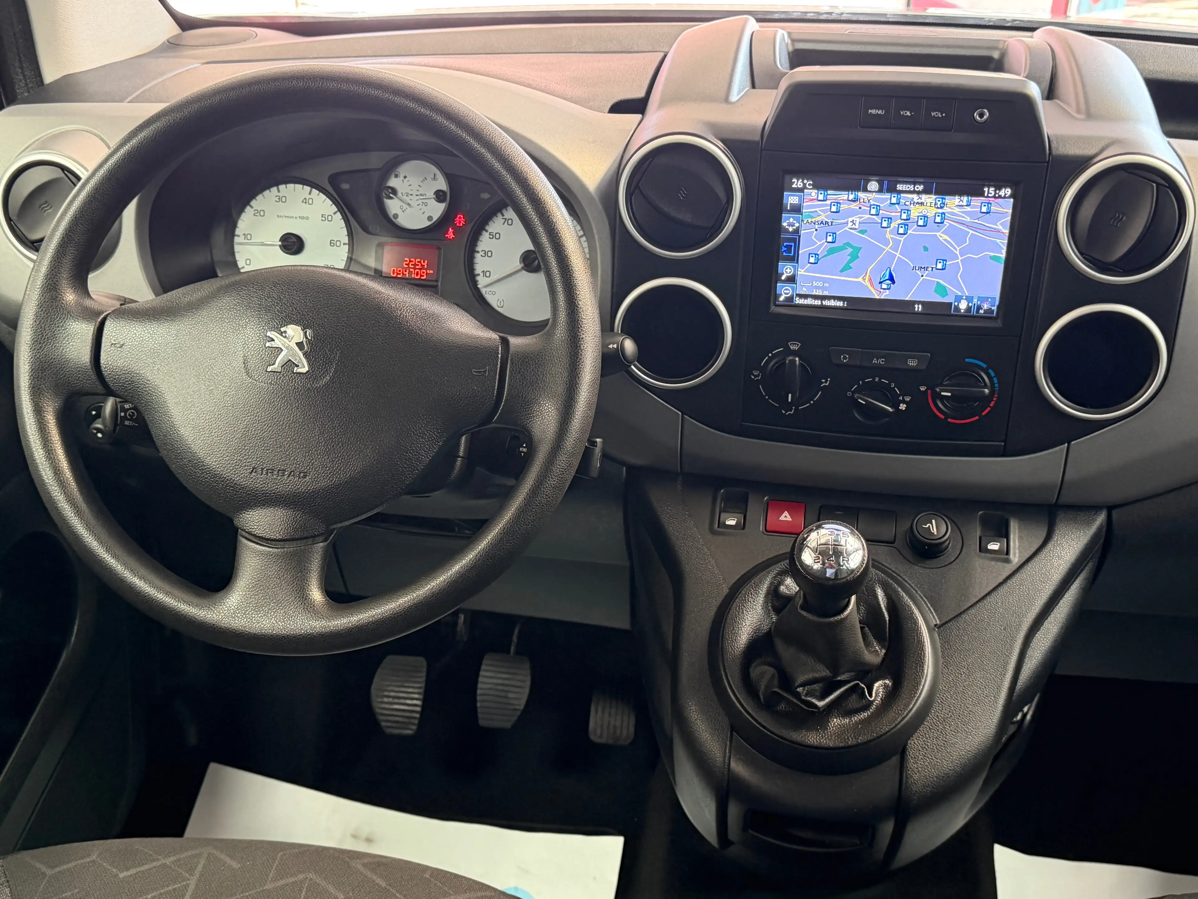 Peugeot Partner Tepee 1.6 BlueHDi Active 5 PLACES — photo 14