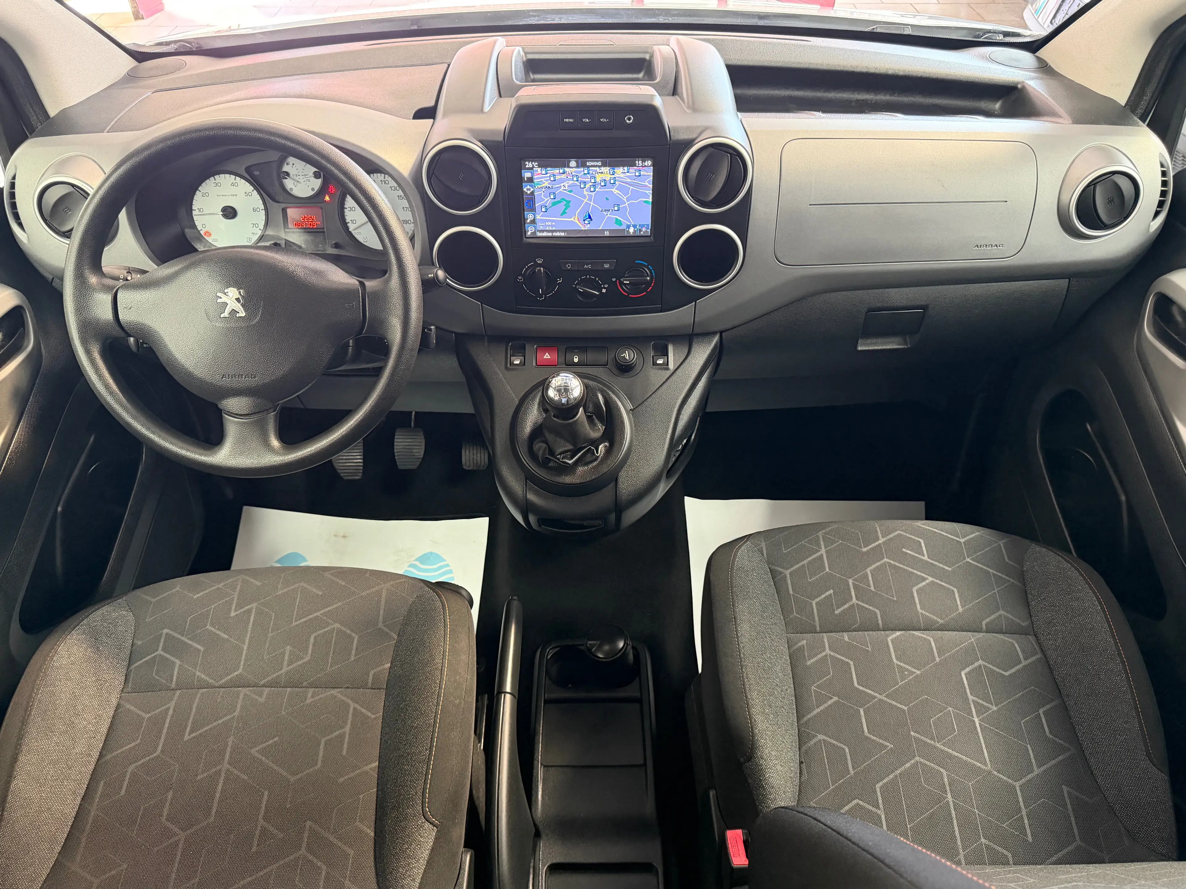 Peugeot Partner Tepee 1.6 BlueHDi Active 5 PLACES — photo 13