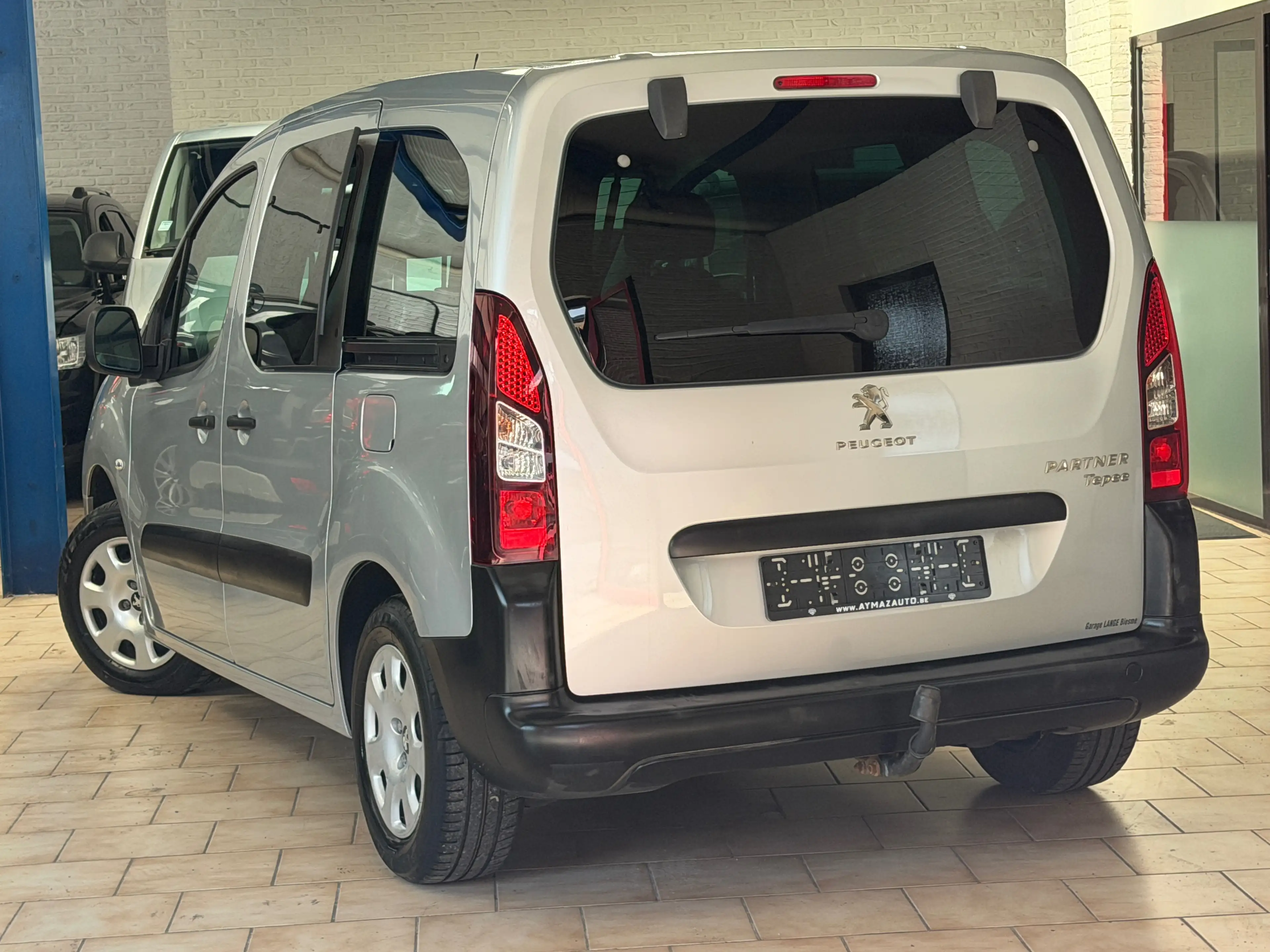 Peugeot Partner Tepee 1.6 BlueHDi Active 5 PLACES — photo 4