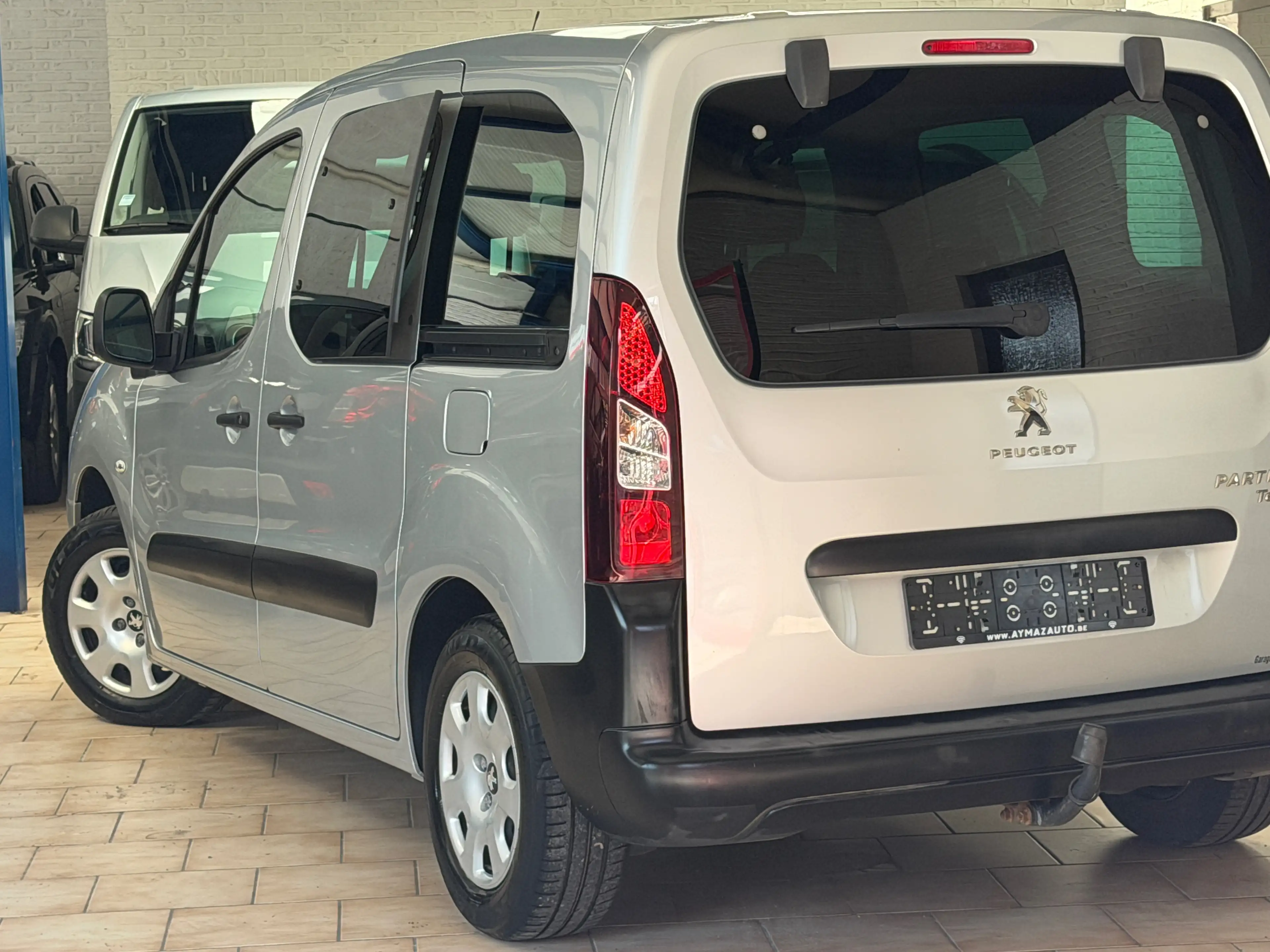 Peugeot Partner Tepee 1.6 BlueHDi Active 5 PLACES — photo 5