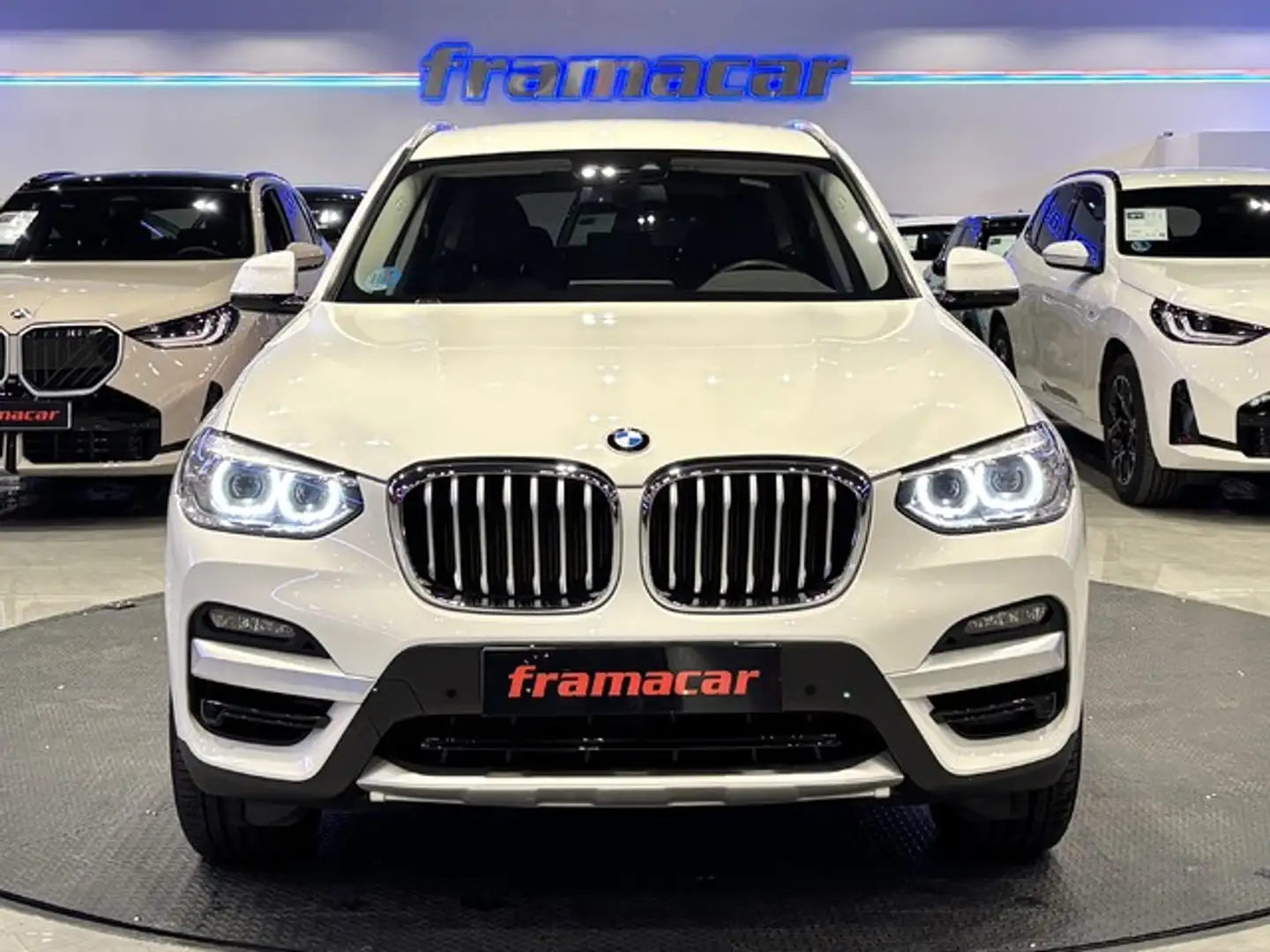 BMW X3 xDrive 20dA Blanc - 2
