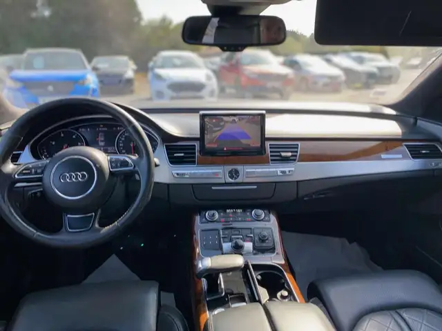 Audi A8 view 7