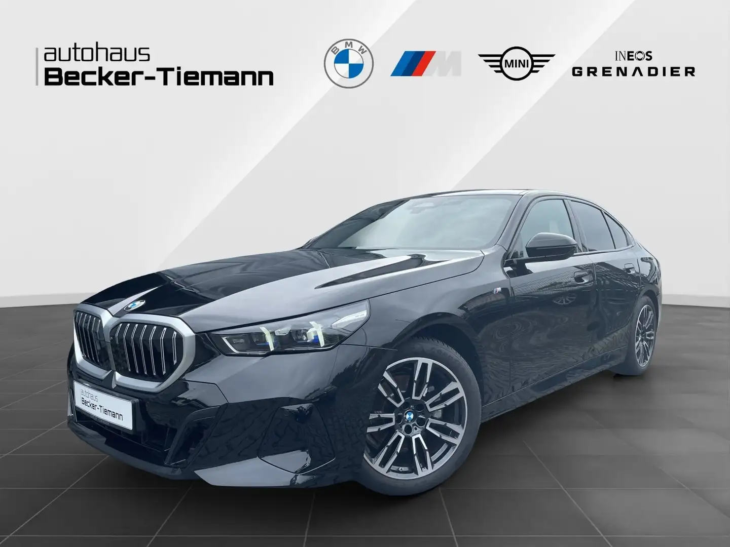 BMW 520 d M Sport/ DrivAss+/ ParkAss+/ Komfortsitz Memory/ Nero - 1