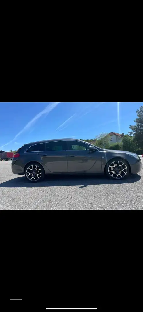 Opel Insignia ST 2,8 V6 Turbo OPC Allrad Aut. - 2