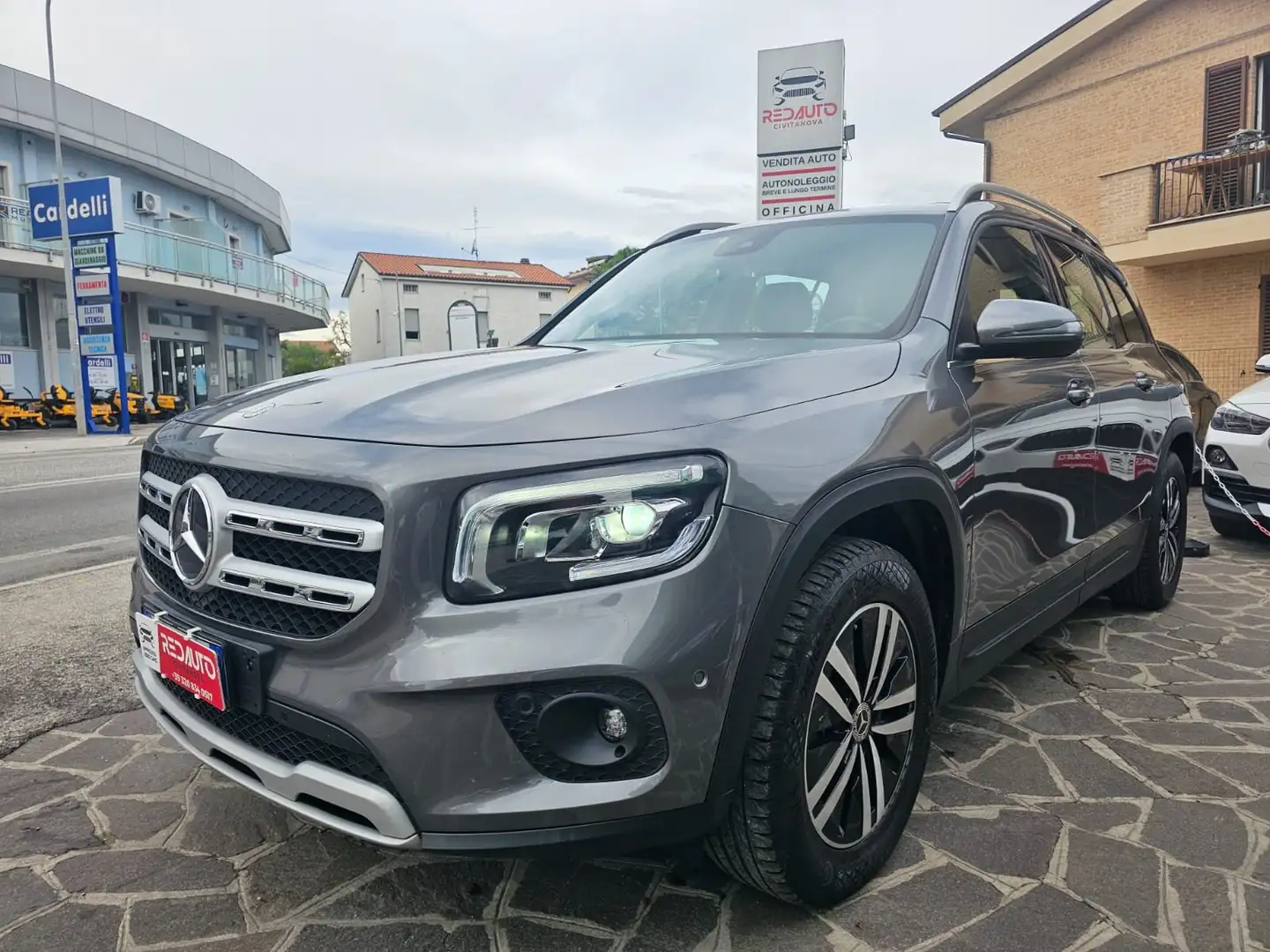 Mercedes-Benz GLB 200 GLB - X247 2019 d Sport 4matic auto Gris - 1