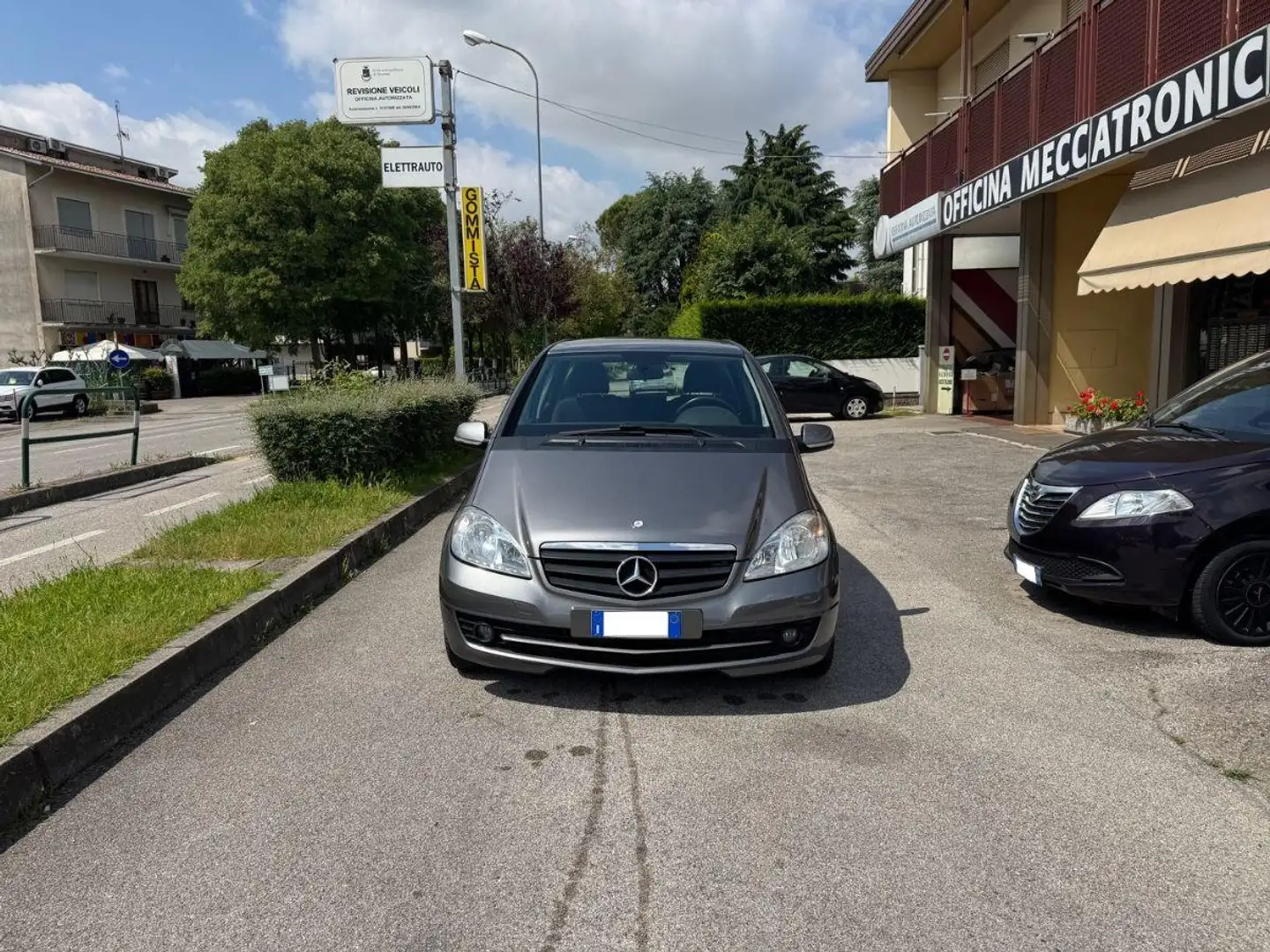 Mercedes-Benz A 160 160 BlueEFFICIENCY Coupè Executive NEOPATENTATI Grigio - 2