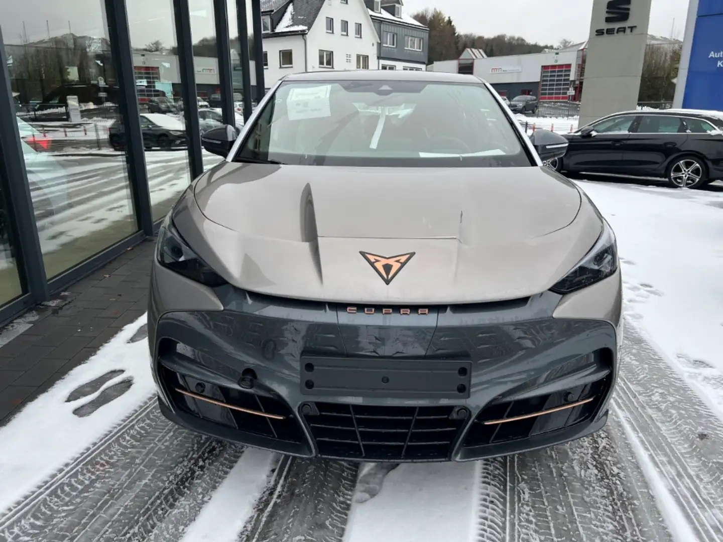 CUPRA Tavascan 210 kW Endurance Below Zero, Heat Pump Gris - 2