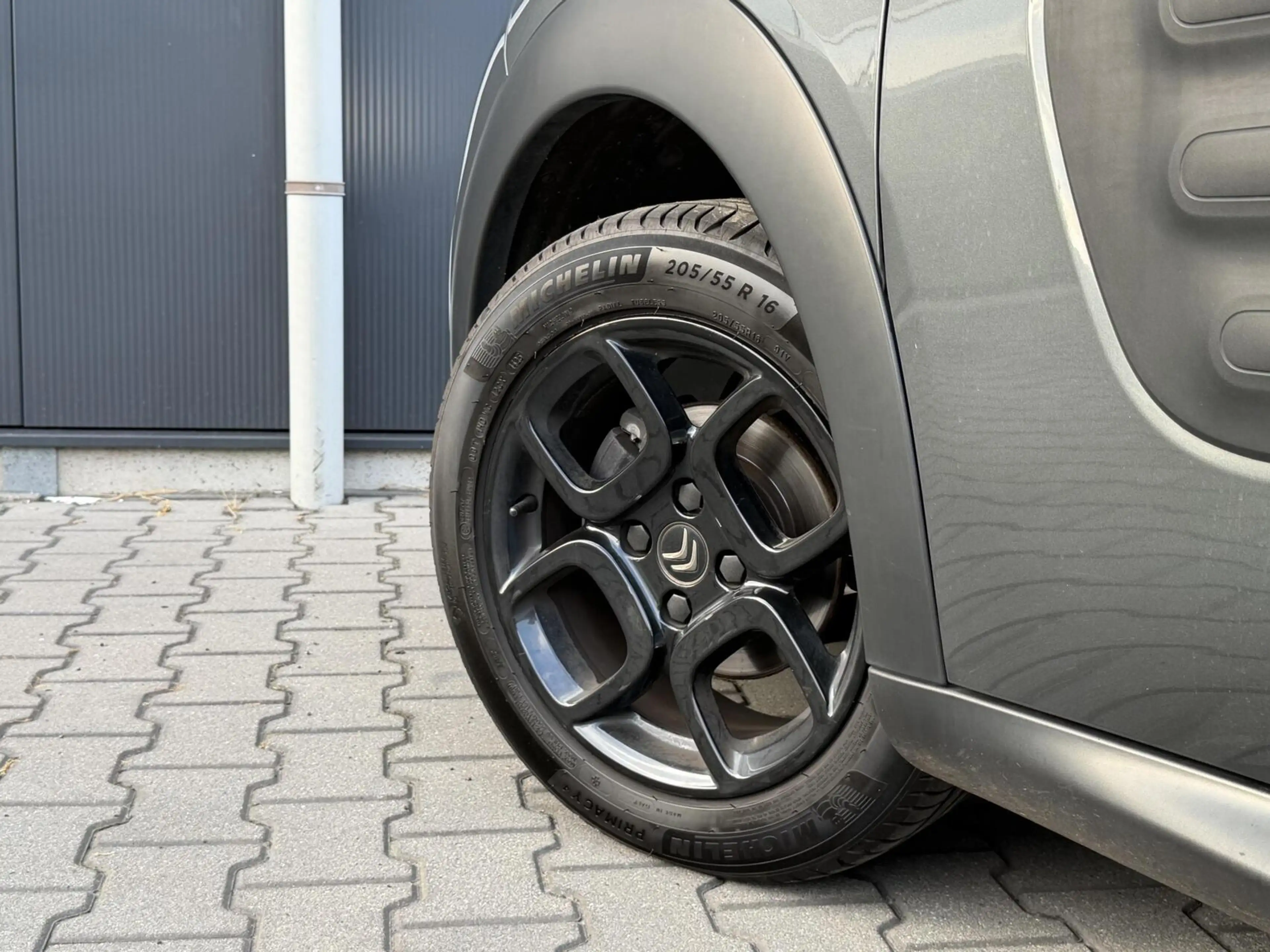 Citroen C4 Cactus 1.2 PureTech Business — photo 10