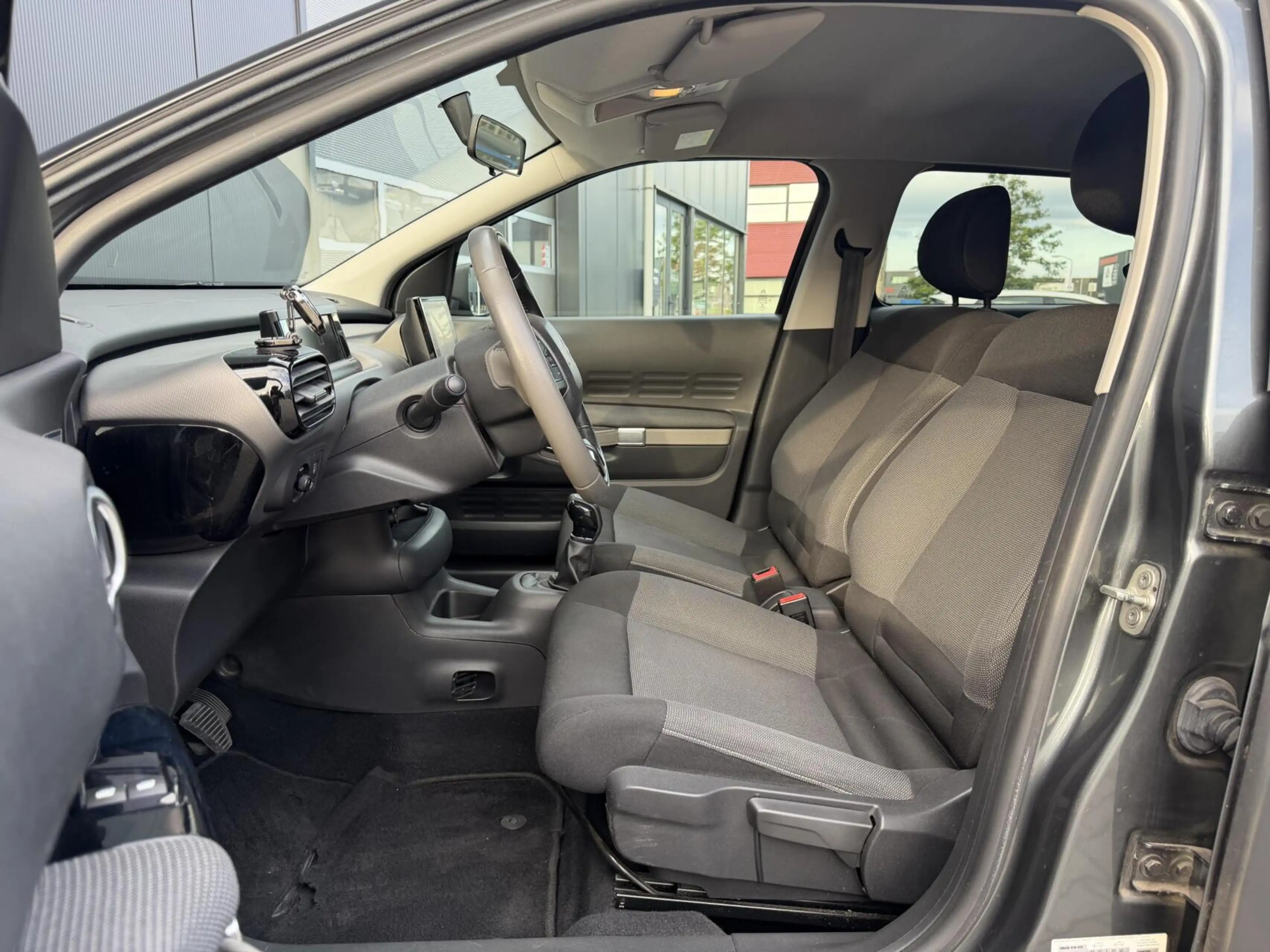 Citroen C4 Cactus 1.2 PureTech Business — photo 12
