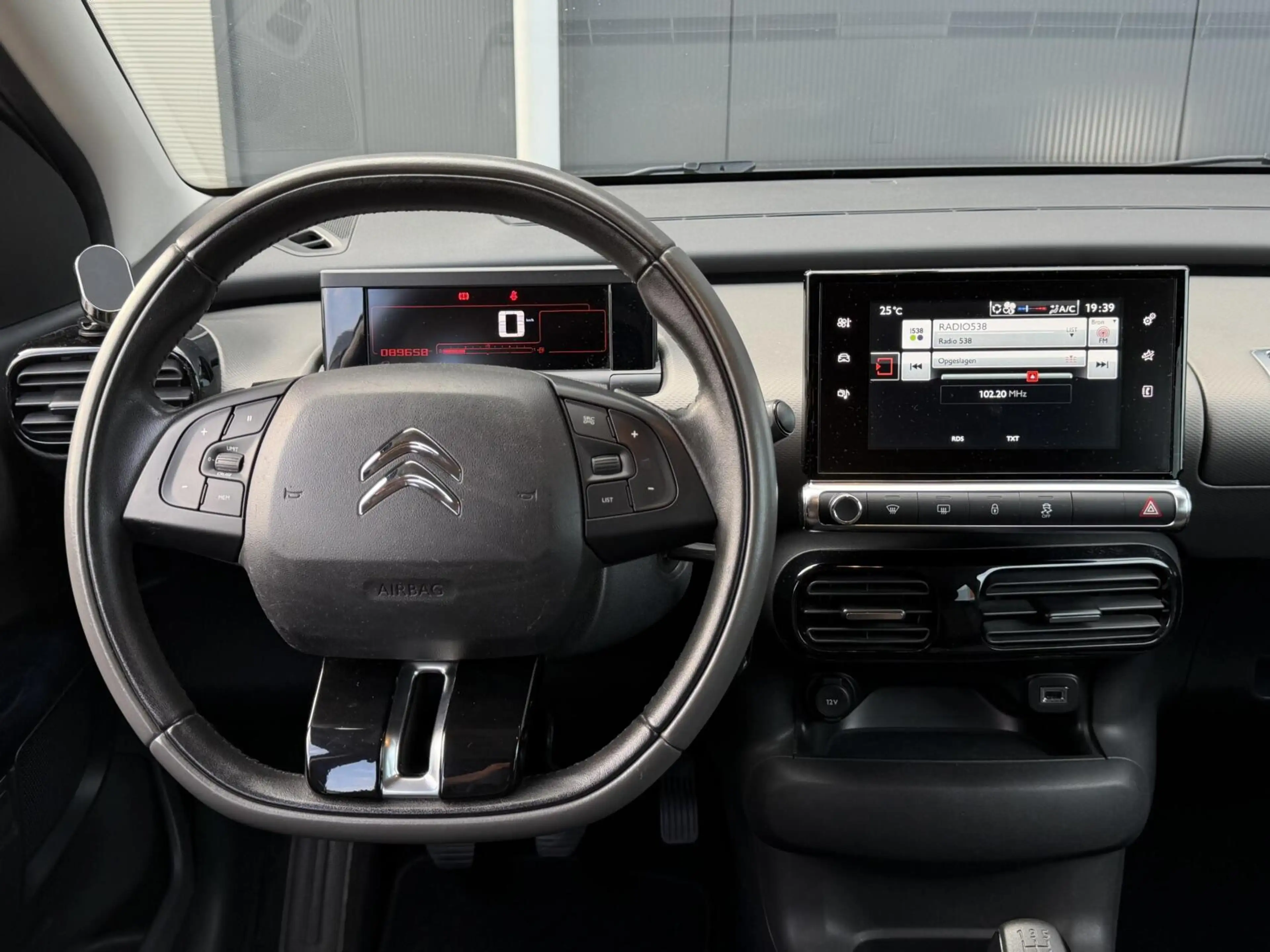 Citroen C4 Cactus 1.2 PureTech Business — photo 15