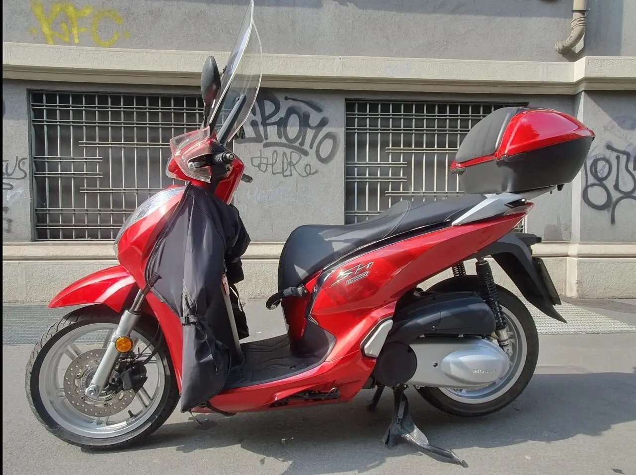 Honda SH 300