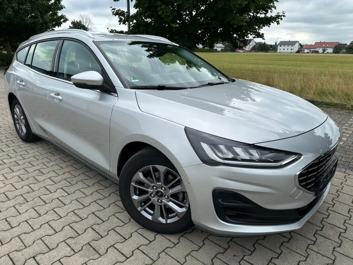 Ford Focus 1,5 EcoBlue 88kW Titanium X, ACC, LED. Zilver - 1