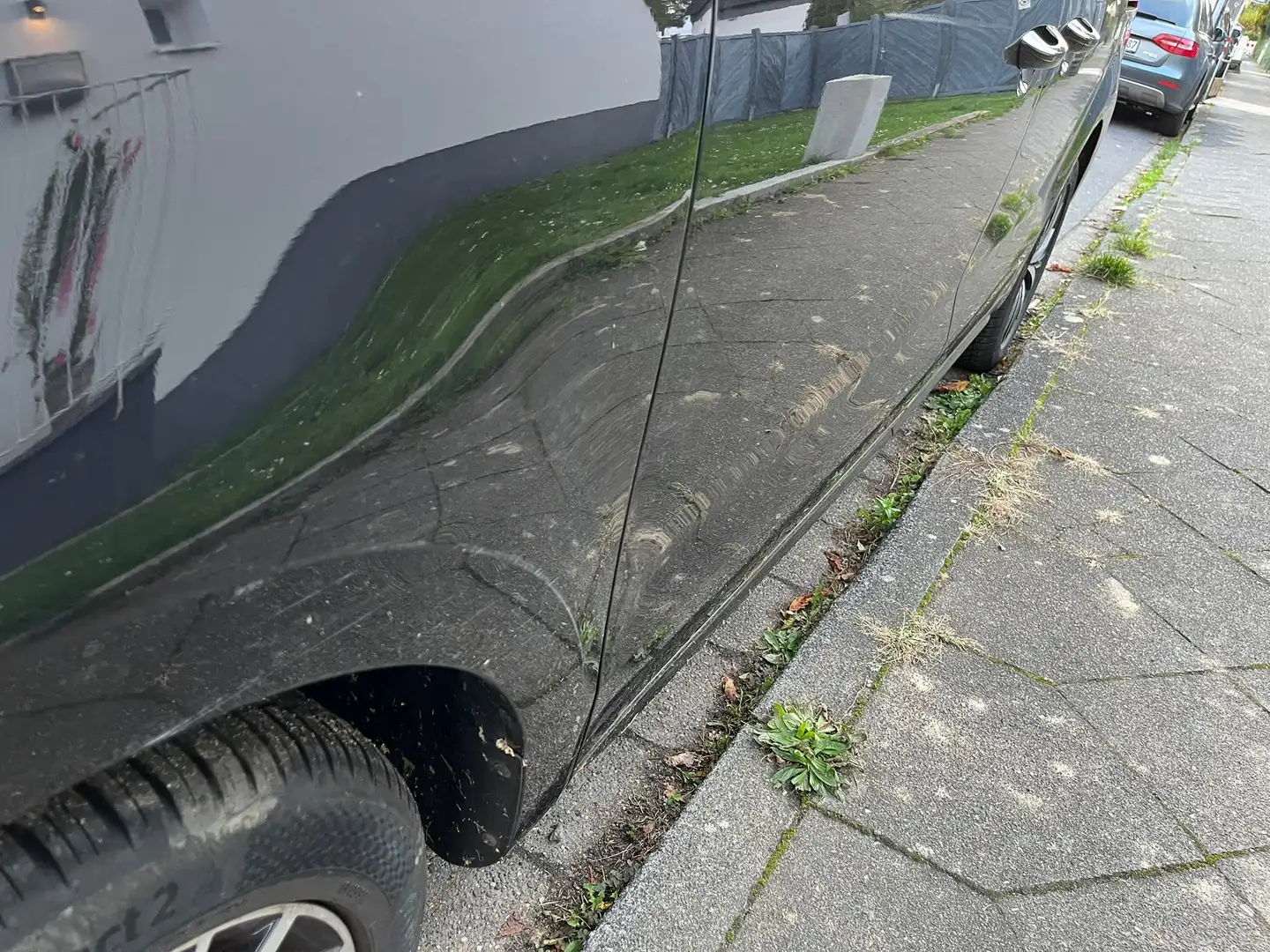 Volkswagen Sharan Sharan Diesel 2.0 TDI DSG BlueMotion Allstar Schwarz - 2