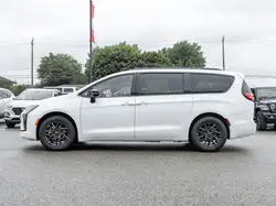 Chrysler Pacifica 2027