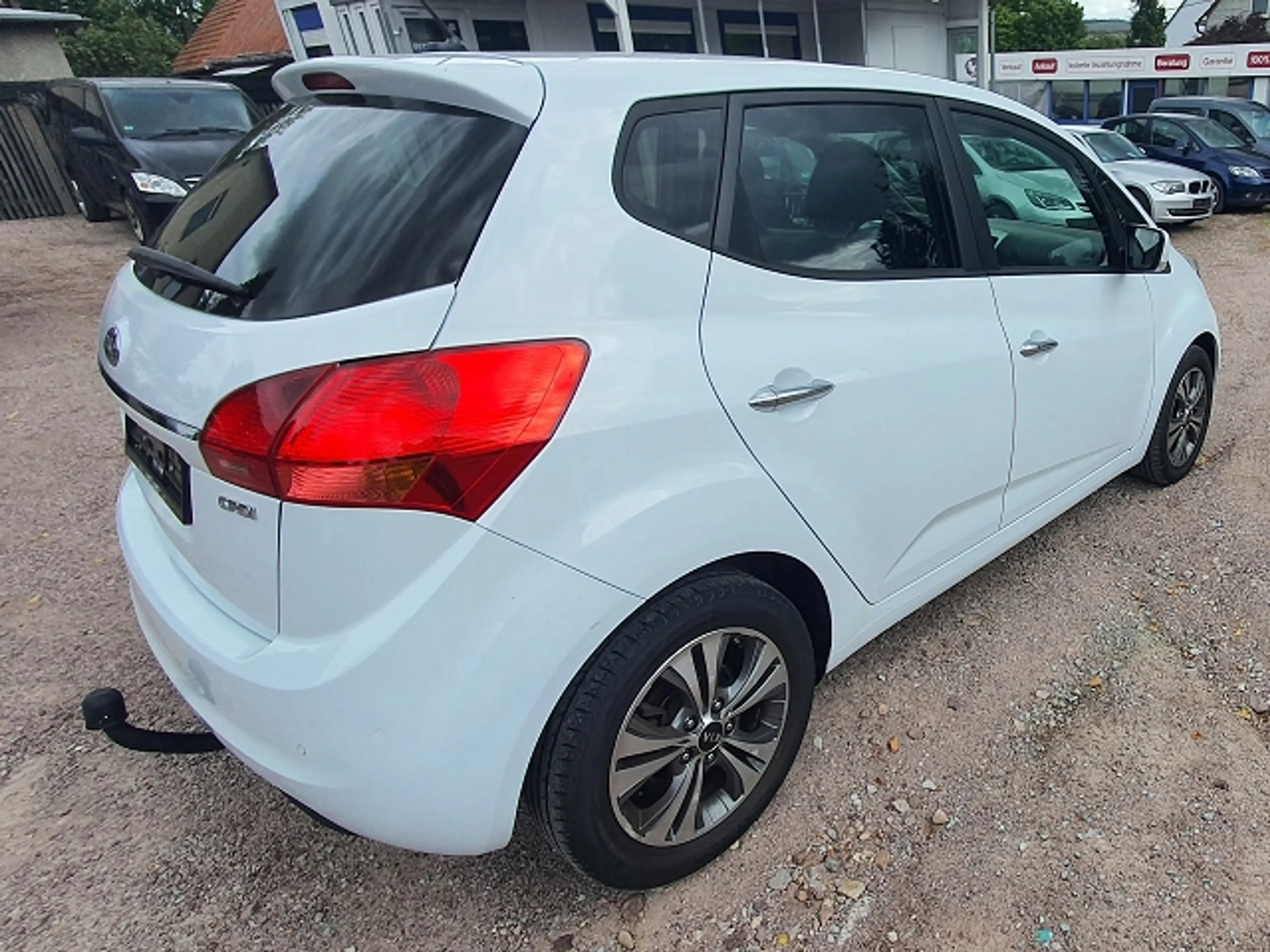 Kia Venga Venga Diesel 1.6 CRDi 128 Vision*TÜV NEU*SERVICE NEU* — photo 7