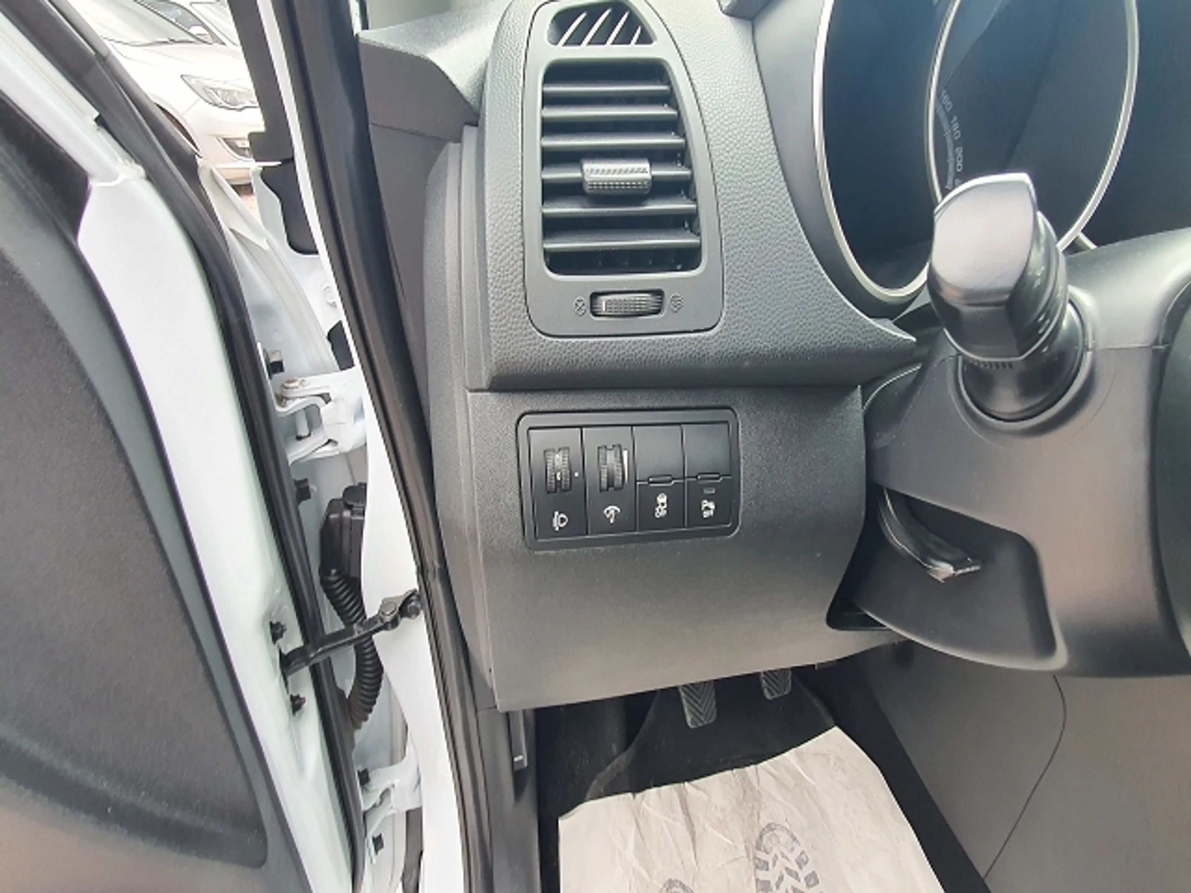 Kia Venga Venga Diesel 1.6 CRDi 128 Vision*TÜV NEU*SERVICE NEU* — photo 15