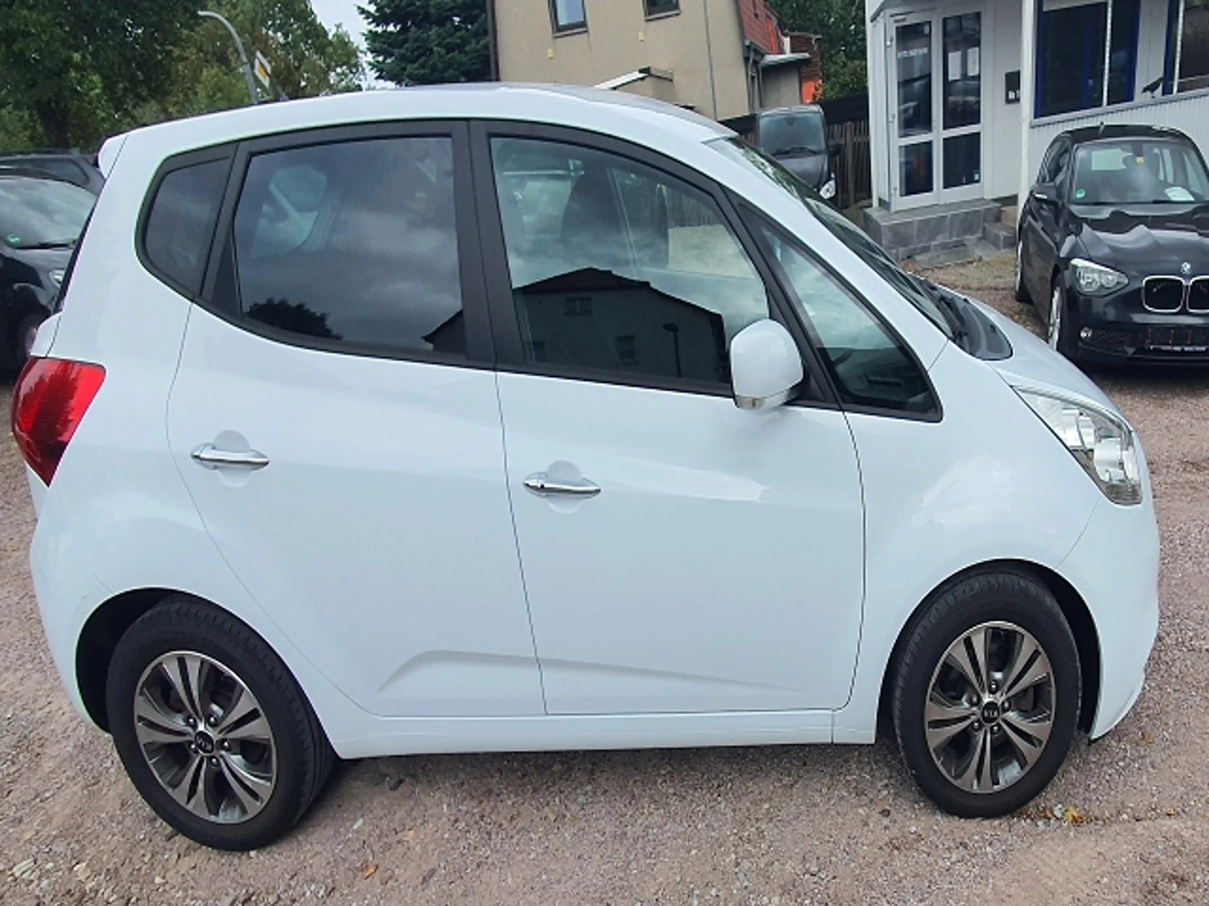 Kia Venga Venga Diesel 1.6 CRDi 128 Vision*TÜV NEU*SERVICE NEU* — photo 8