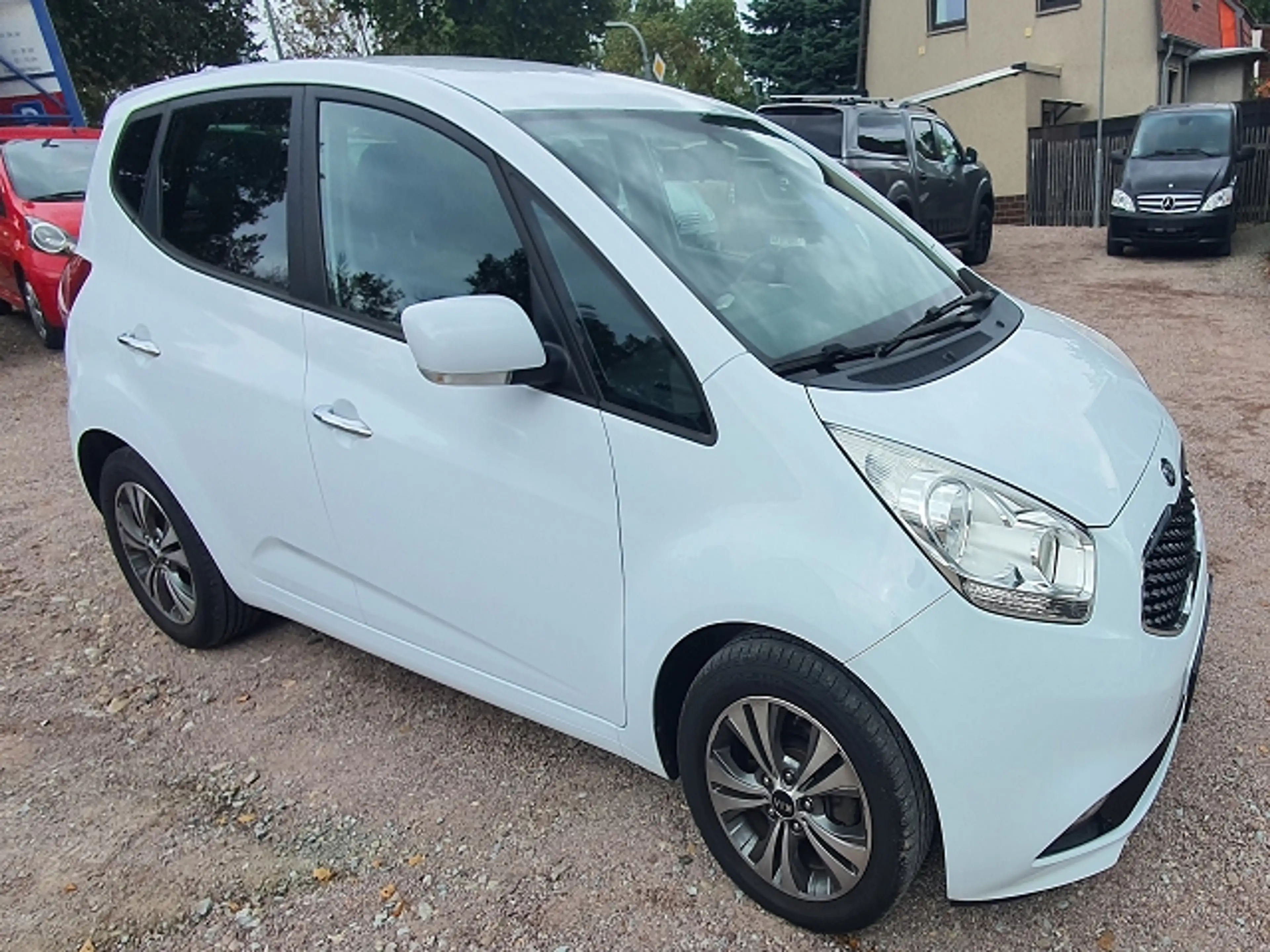 Kia Venga Venga Diesel 1.6 CRDi 128 Vision*TÜV NEU*SERVICE NEU* — photo 10