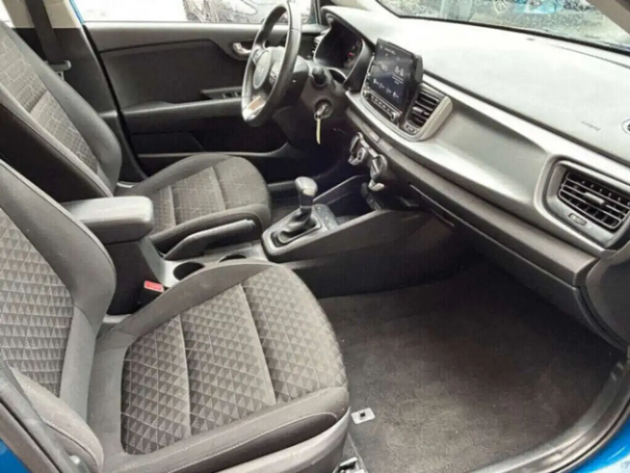 Kia Rio снимка Kia Rio