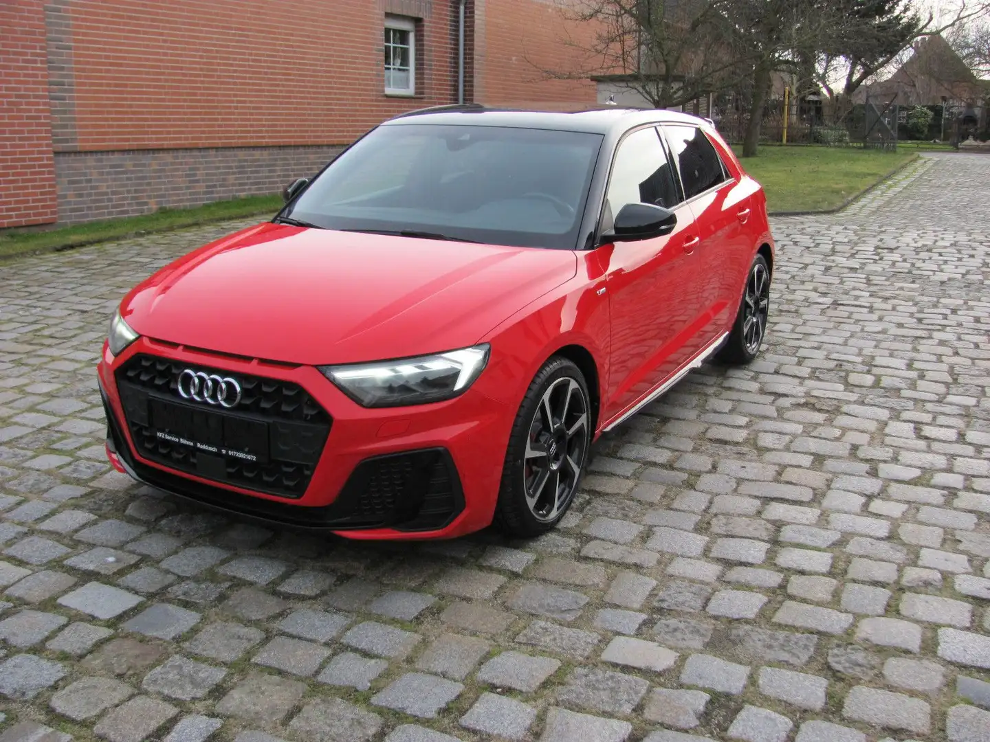 Audi A1 Sportback 30 TFSI 2x S line DSG LED 2xPDC SHZ Rot - 2
