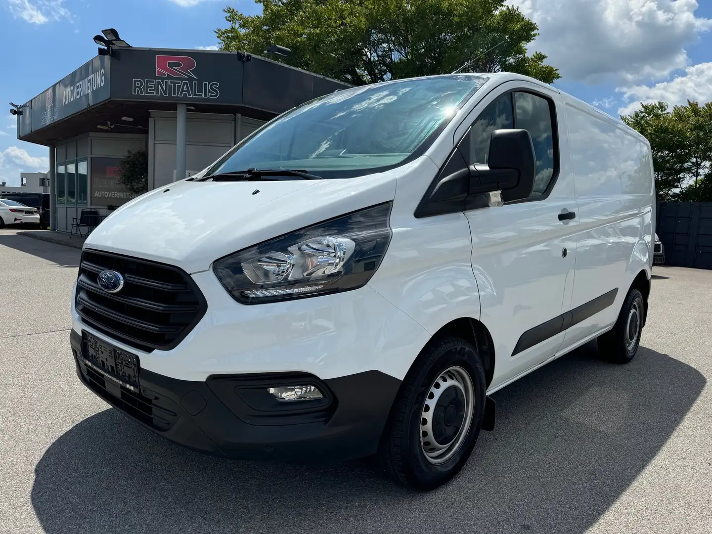 Ford Transit Custom L1H1 KW 2,0 TÜV/Service/Reifen NEU *VERKAUFT* Weiß - 1