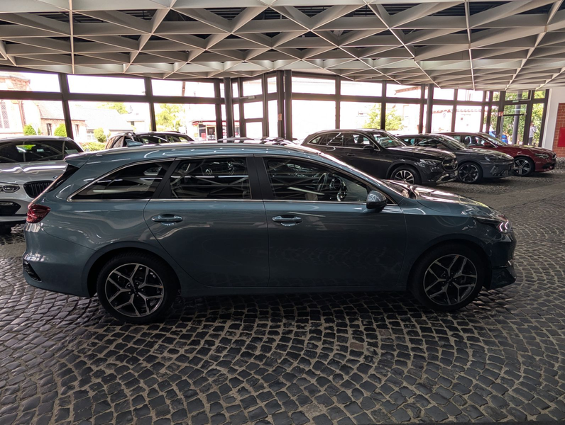 Kia Ceed / cee'd 1.5 SW T-GDI Spirit SCC JBL KAM 7J — photo 9