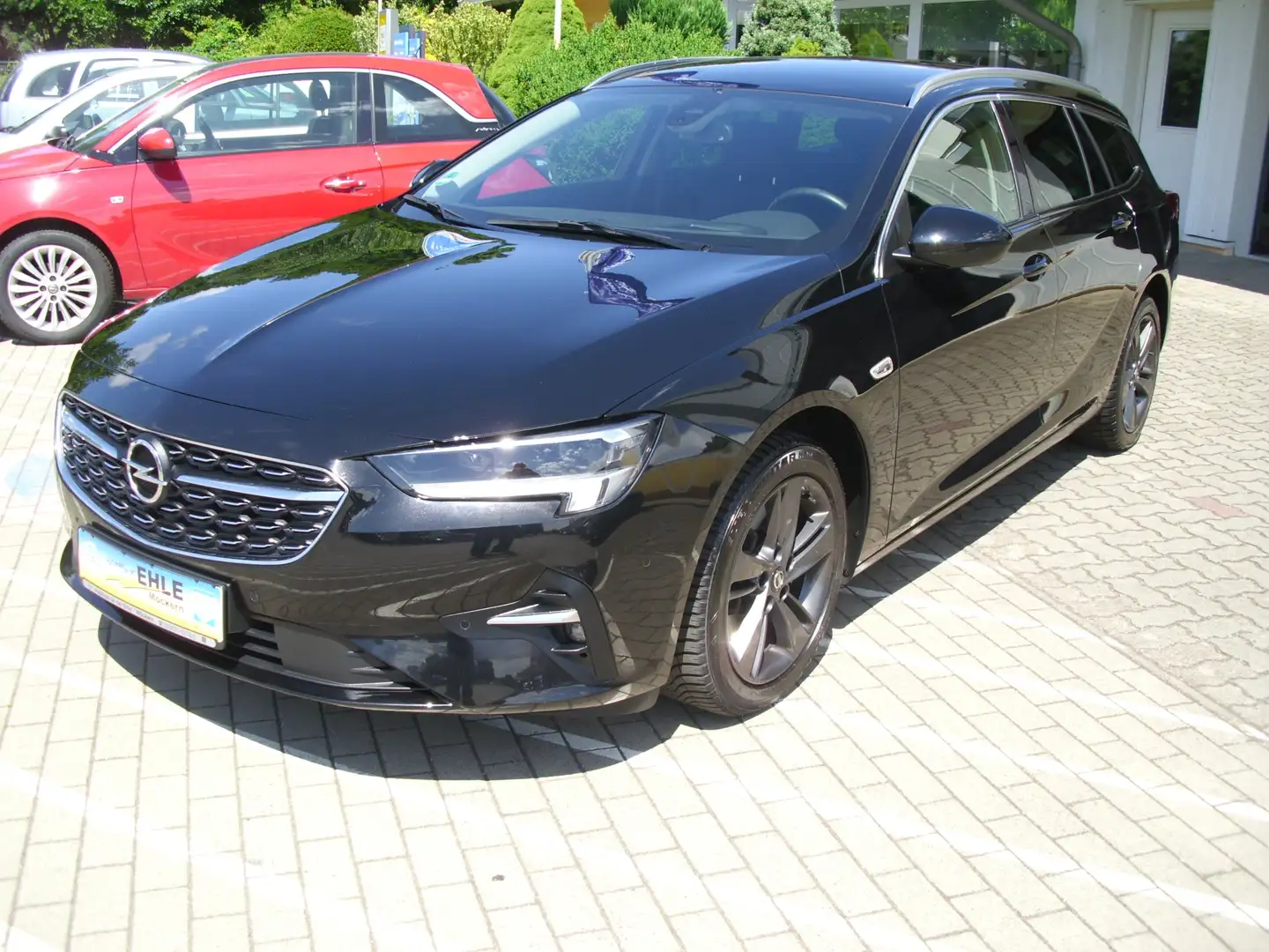 Opel Insignia Elegance Matrix Aut. Parkass. Navi Head Up Zwart - 1