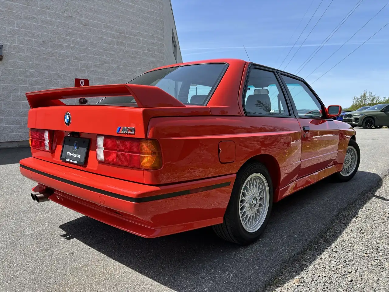 BMW 3 Series снимка BMW 3 Series