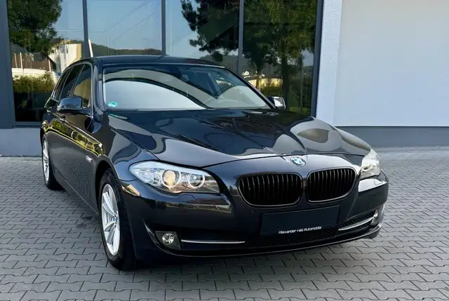 BMW 520 d Touring*NAVI*SHZ*PDC*TEL*TEMP*LUFT*TEL*TEMP