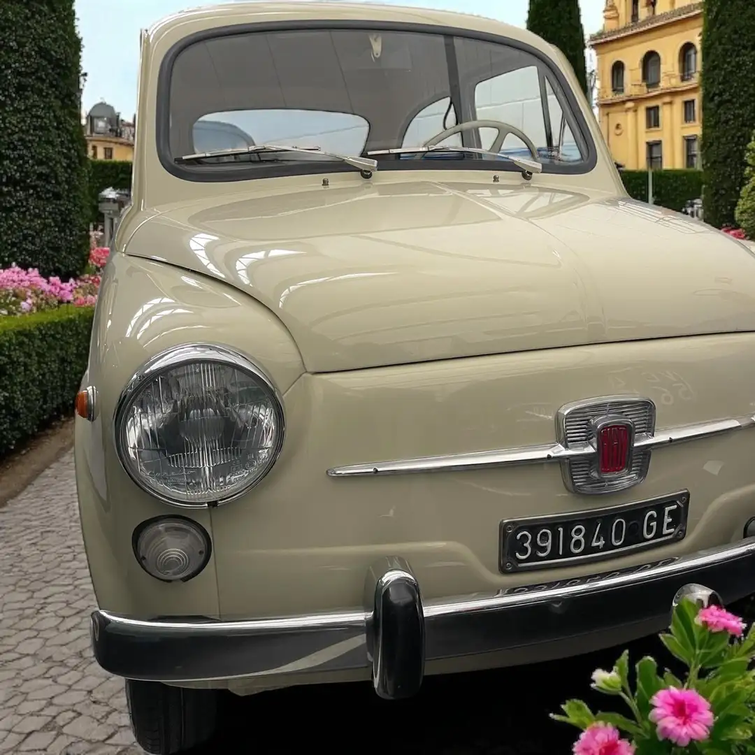 Fiat 600 D FANALONE Beige - 1