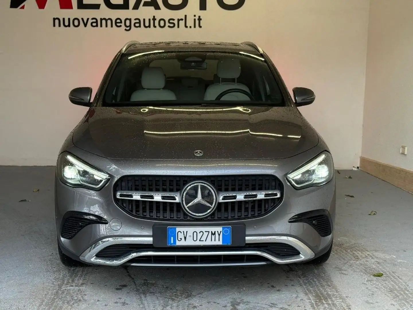 Mercedes-Benz GLA 180 d Automatic Progressive Advanced Grigio - 2