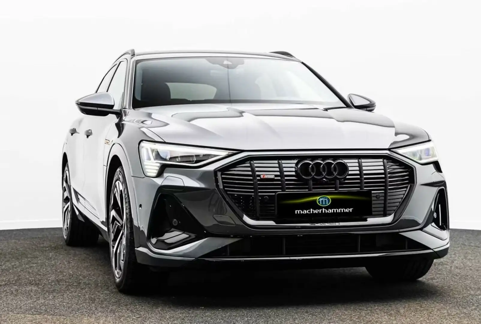 Audi e-tron 55 SB S LINE*PANO*MATRIX*ACC*KEY*360*MEMORY Grau - 2