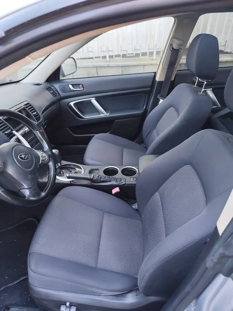 Subaru OUTBACK Outback III 2009 2.5 CS auto Argento - 2