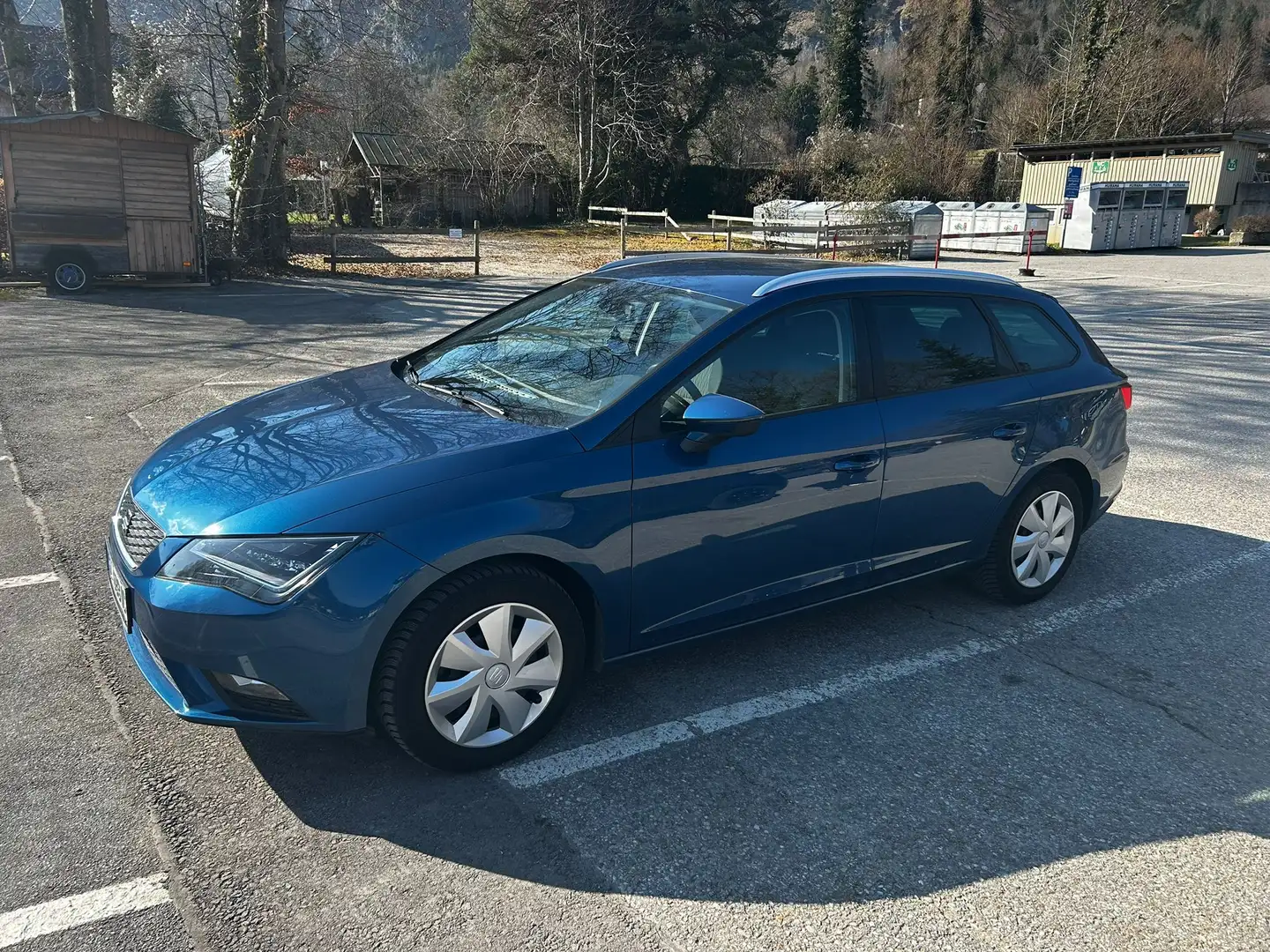 SEAT Leon Leon ST Style 1,2 TSI Start-Stopp Style Blau - 1