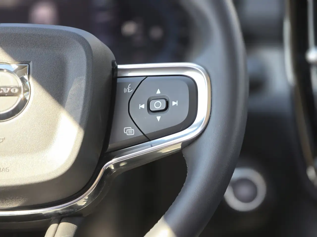 Volvo XC40 снимка Volvo XC40