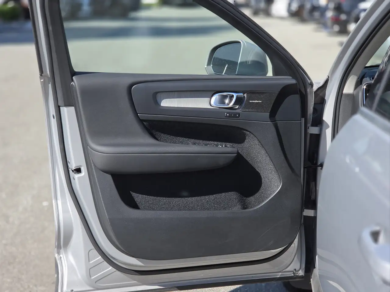 Volvo XC40 снимка Volvo XC40