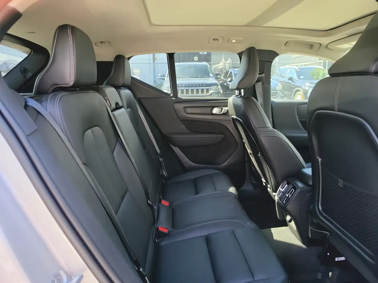 Volvo XC40 снимка Volvo XC40
