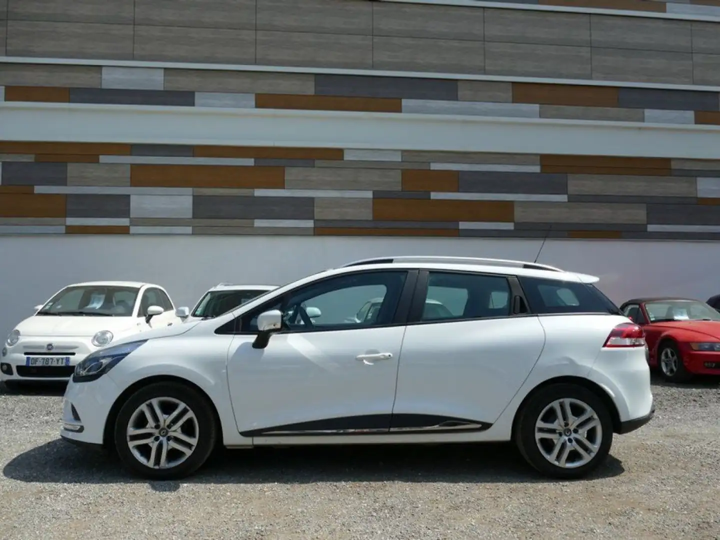 Renault Clio IV ESTATE BUSINESS 1.5 DCI 90 Ch BVM5 Weiß - 2