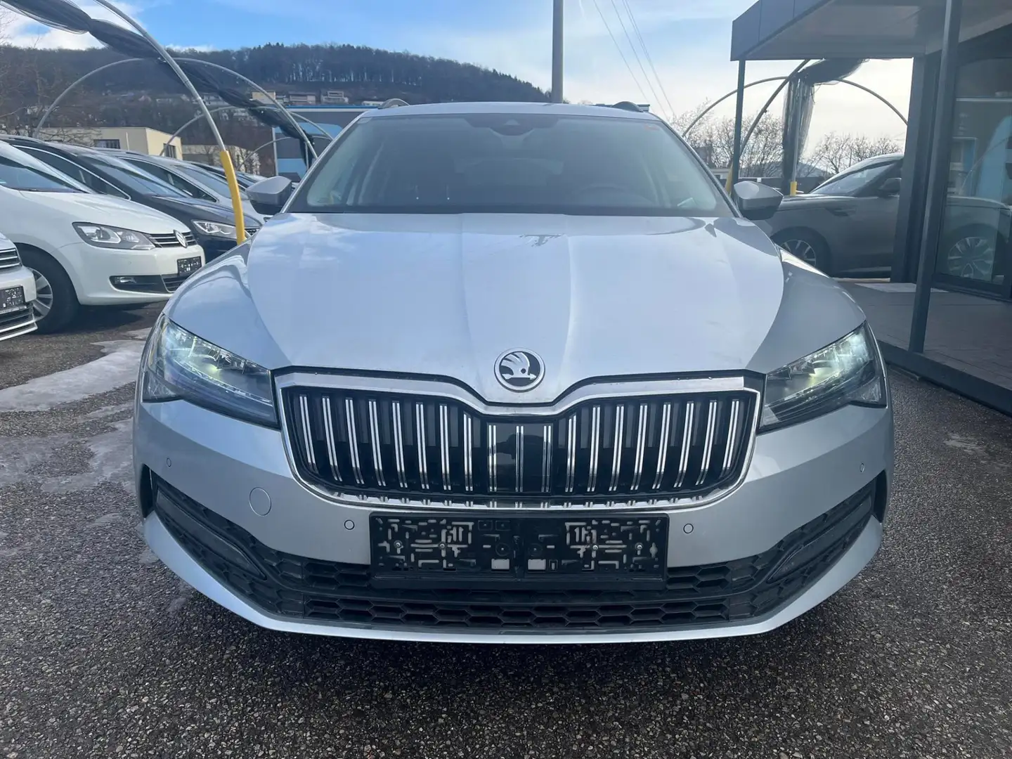 Skoda Superb Kombi 1,6 TDI Ambition DSG ACC-LED-Carplay Silber - 2