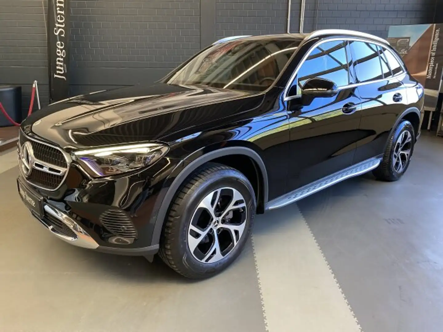 Mercedes-Benz GLC 200 GLC 200 4M Avantgarde Adv.+ Distr. 360° Memory Negro - 2