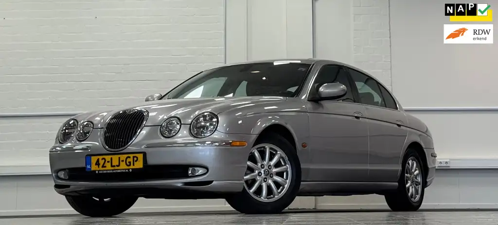 Jaguar S-Type