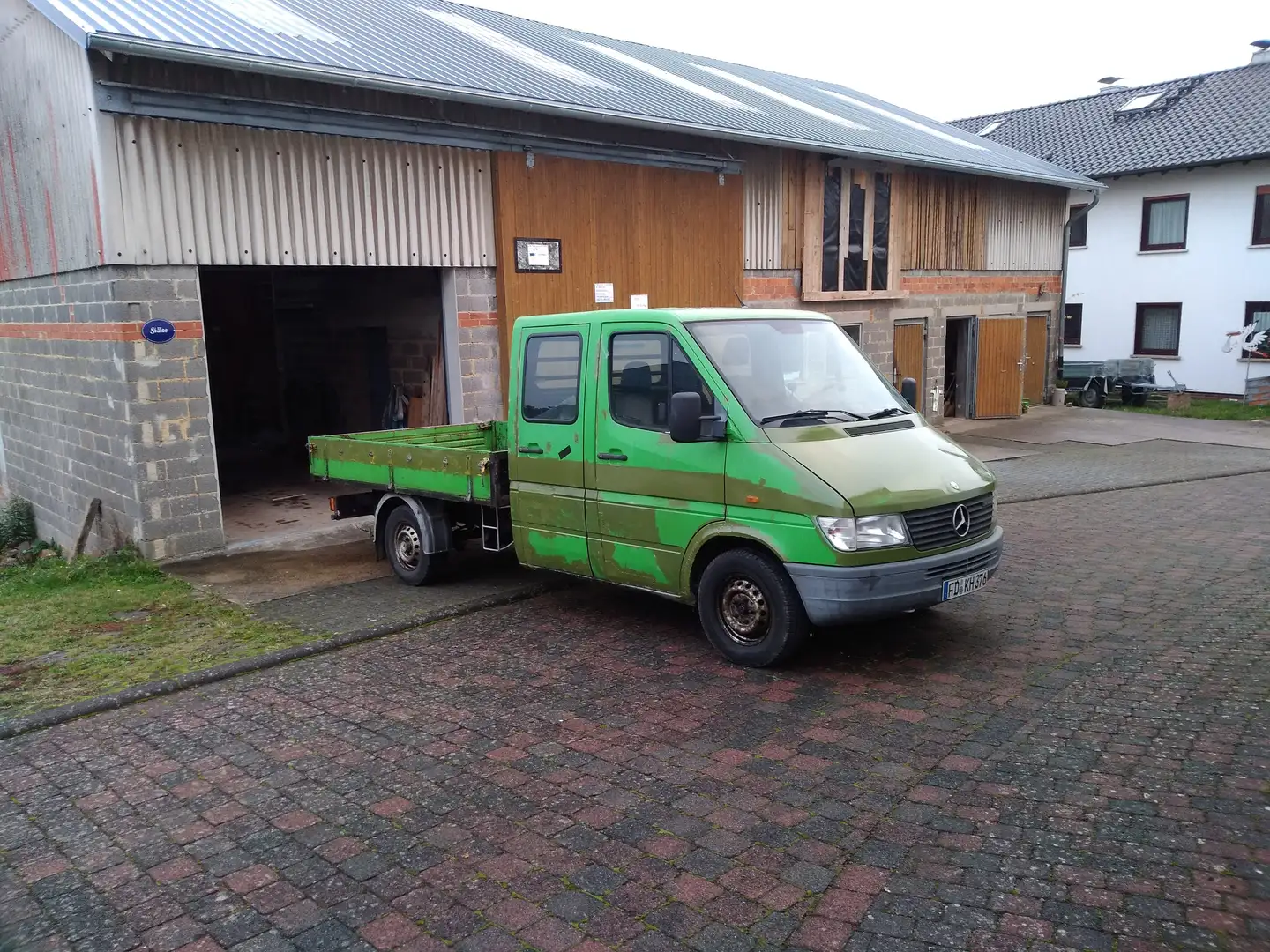 Mercedes-Benz Sprinter 308 D 903.322 Doppelkabine und Pritsche Vert - 1