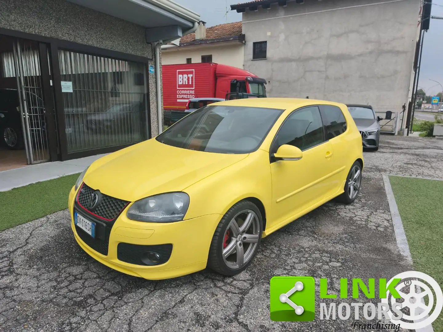 Volkswagen Golf GTI PIRELLI Geel - 1
