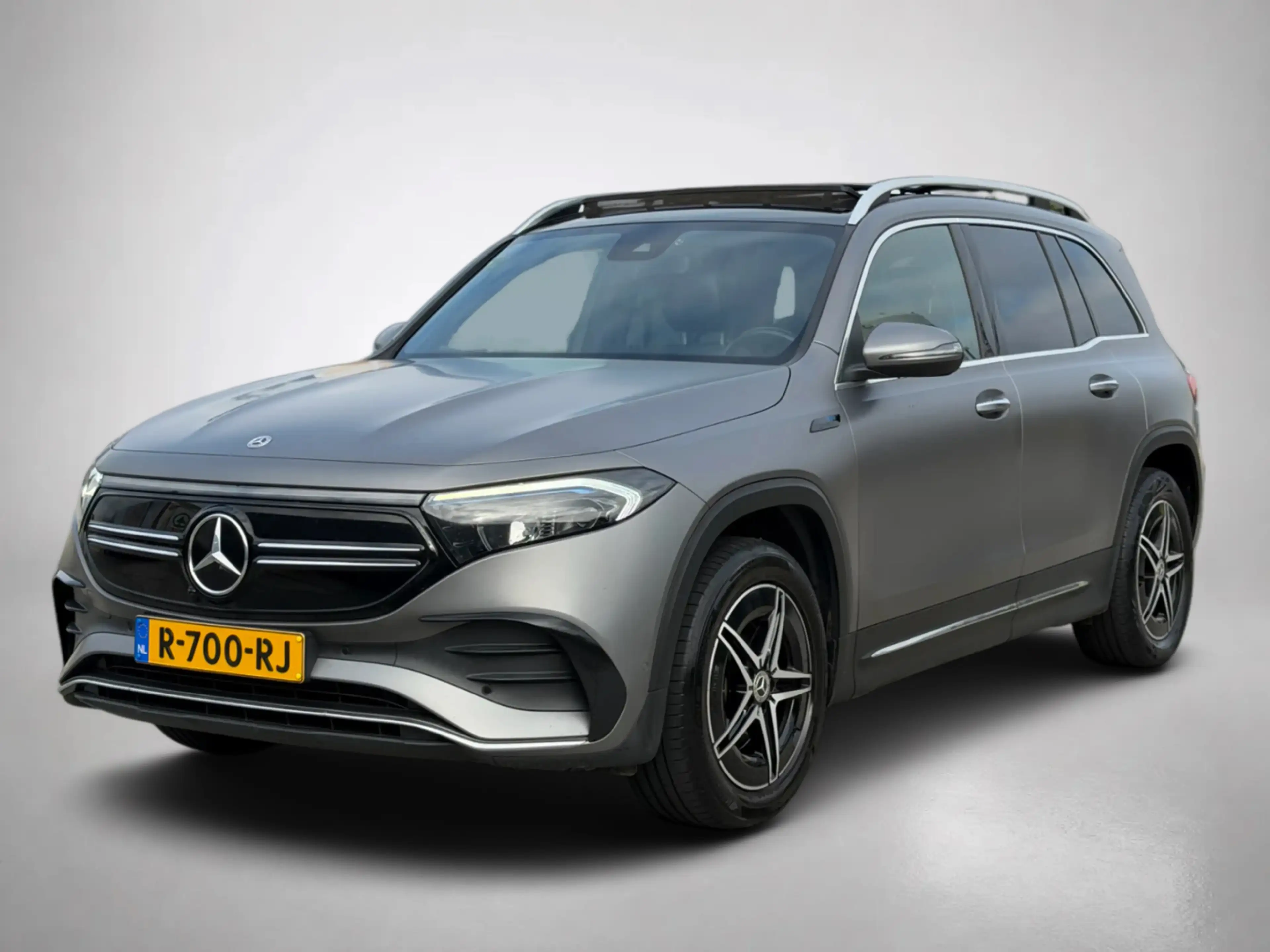 Mercedes-Benz EQB 250 AMG Line 7p. 67 kWh 93% SoH(NL-auto, 1e Eig, Deale — photo 17