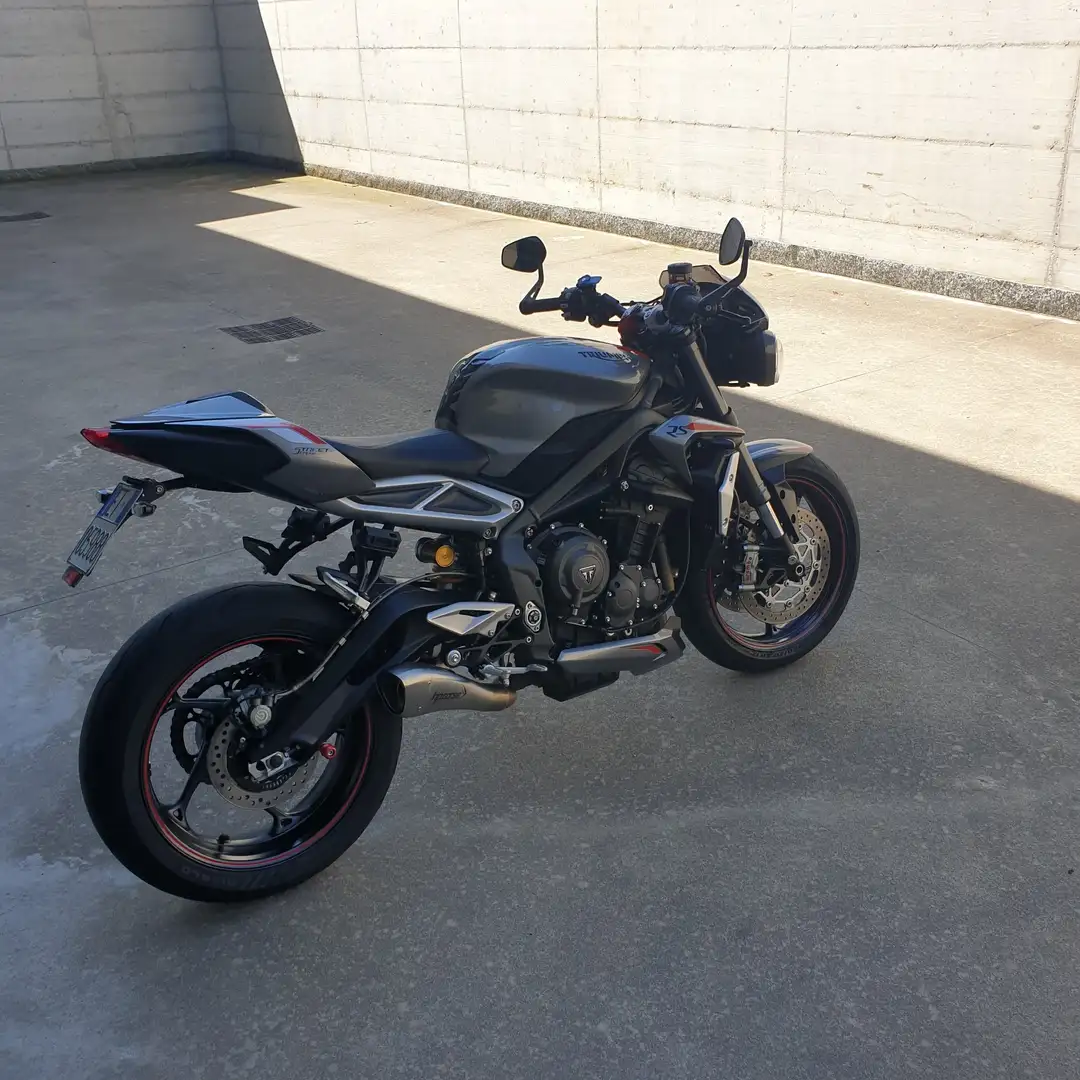 Triumph Street Triple RS Rs Gri - 2