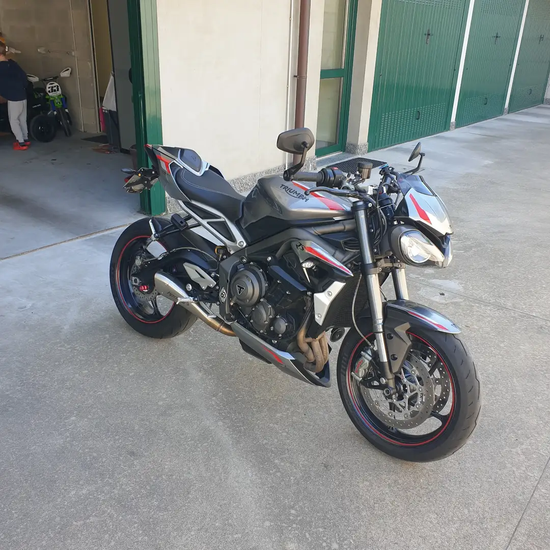 Triumph Street Triple RS Rs Gri - 1
