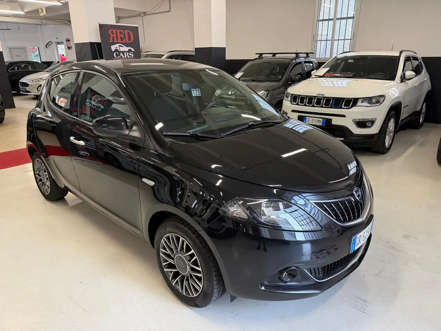 Lancia Ypsilon Ypsilon III 2021 1.0 firefly hybrid Gold Plus s Nero - 2