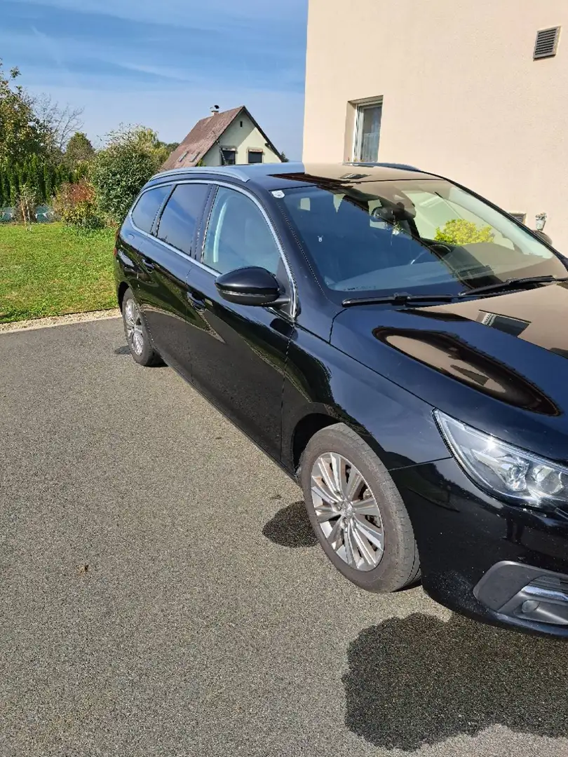 Peugeot 308 308 SW 1,5 BlueHDI 130 Allure S Schwarz - 2
