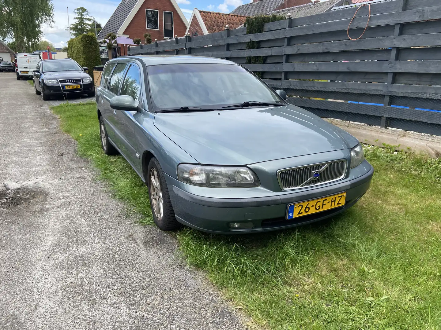 Volvo V70 2.4 Comfort Line Zöld - 1